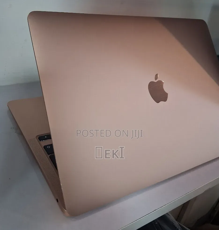 New Laptop Apple MacBook Air 2020 8GB Intel Core i5 SSD 256GB