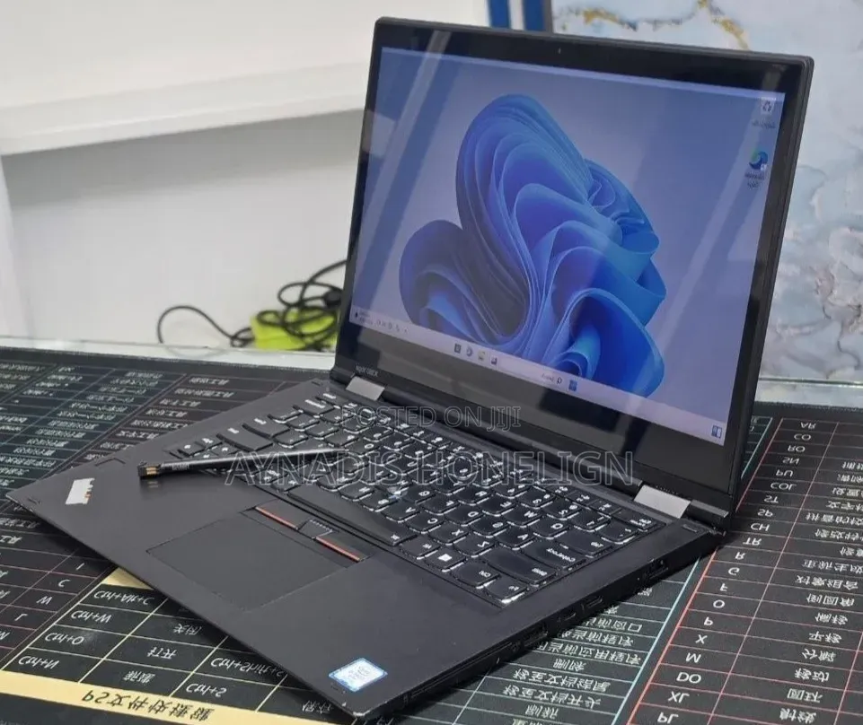 New Laptop Lenovo ThinkPad X380 Yoga 16GB Intel Core i5 SSD 256GB