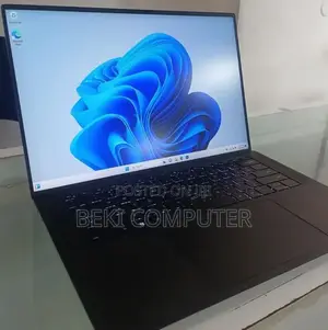 New Laptop Dell XPS 15 32GB Intel Core i7 SSD 512GB