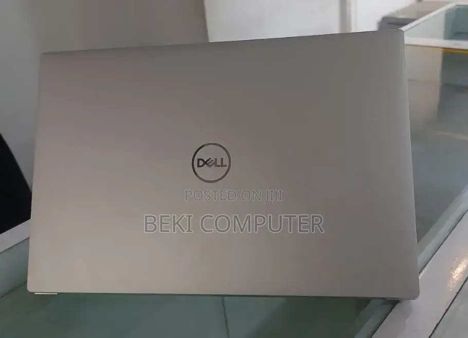 New Laptop Dell XPS 15 32GB Intel Core i7 SSD 512GB