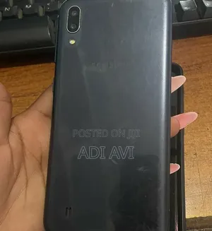 Samsung Galaxy M10 32 GB Black