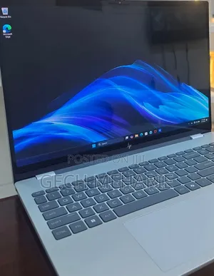 New Laptop HP OmniBook 7 16" 16GB Intel Core Ultra 9 SSD 1T