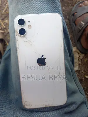 Apple iPhone 11 128 GB White