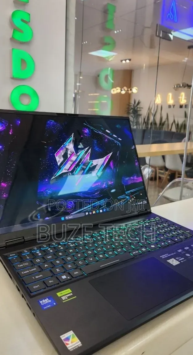 New Laptop Acer Predator Helios Neo 16 32GB Intel Core Ultra 9 SSD 1T
