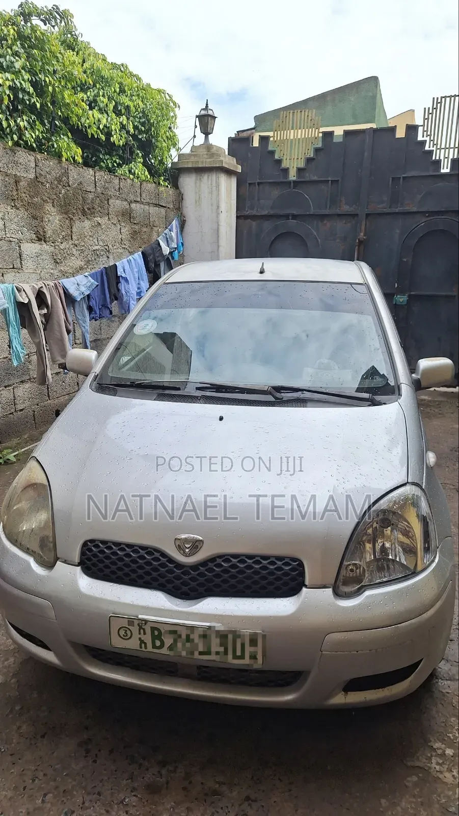 Toyota Vitz 2004 Silver