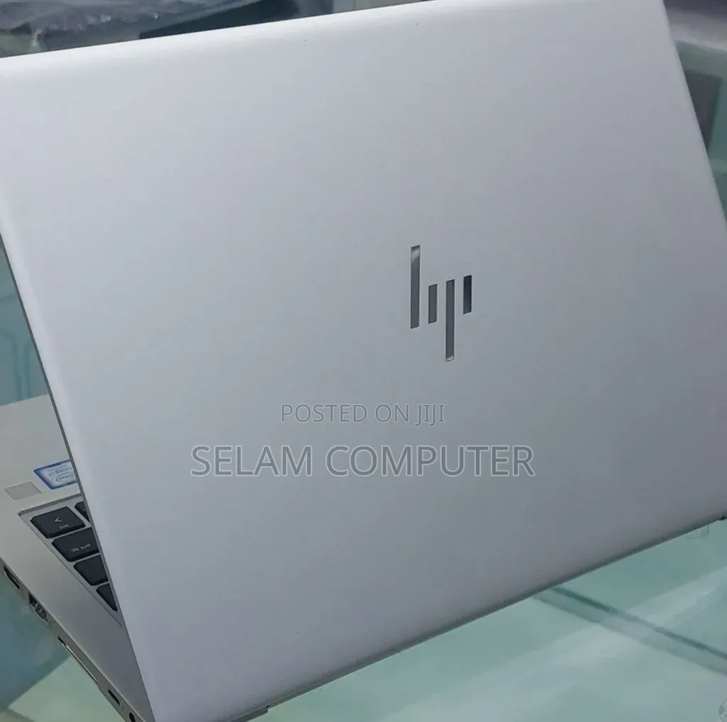 New Laptop HP EliteBook 1040 G8 16GB Intel Core i7 SSD 512GB