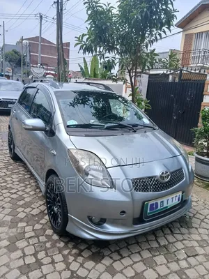 Toyota Yaris 2006 Silver