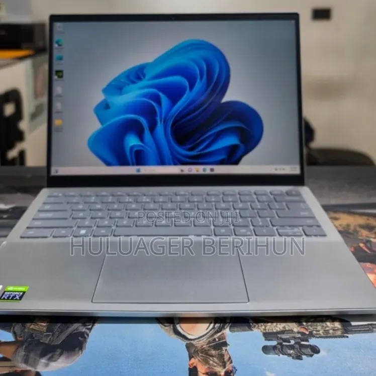 New Laptop Dell Inspiron 15 16GB Intel Core i7 SSD 512GB