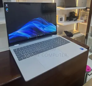 New Laptop HP OmniBook 7 16" 16GB Intel Core Ultra 9 SSD 1T