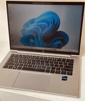 Laptop HP EliteBook 840 G10 16GB Intel Core i7 SSD 512GB