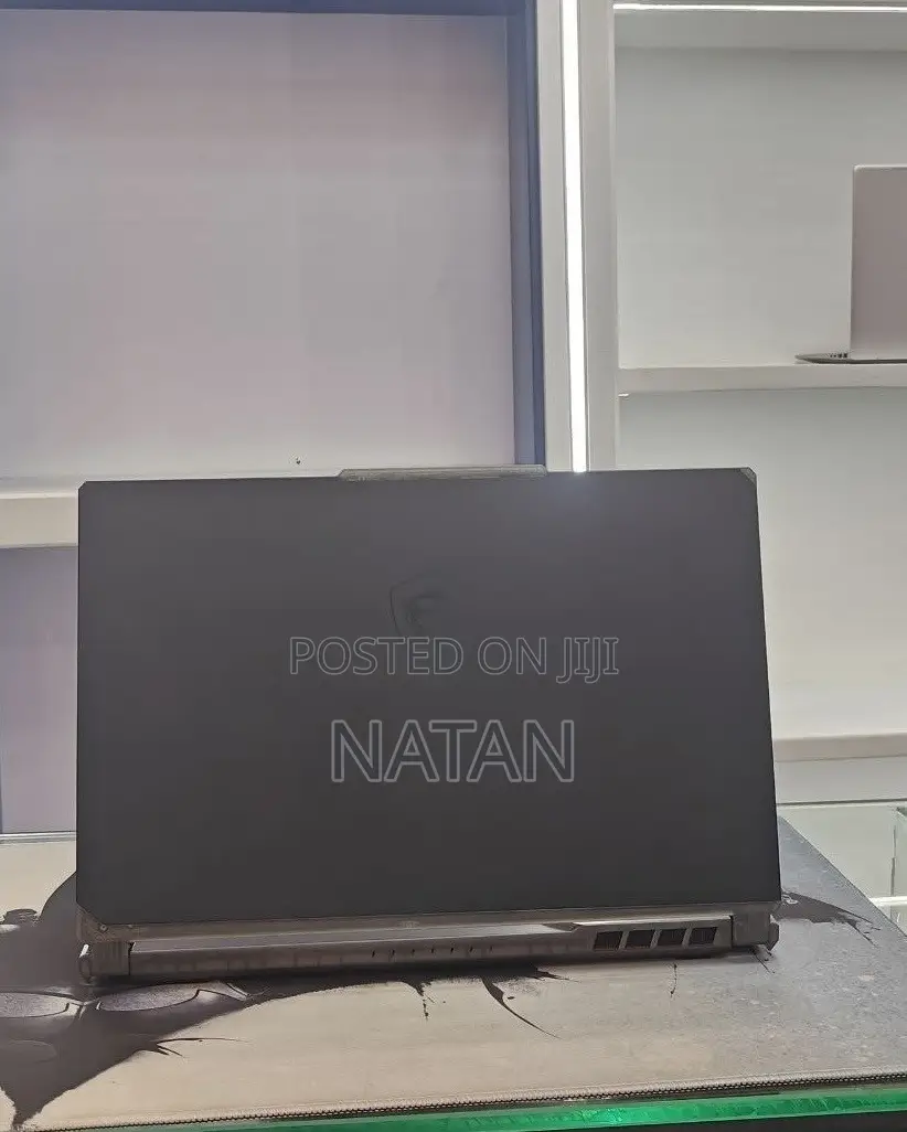 New Laptop MSI Cyborg 15 16GB Intel Core i7 SSD 1T