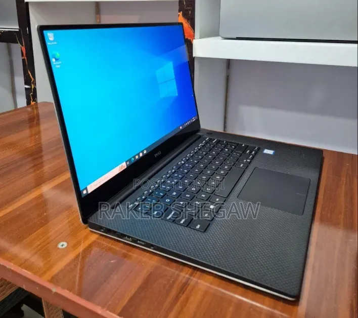 New Laptop Dell XPS 15 16GB Intel Core i7 SSD 512GB