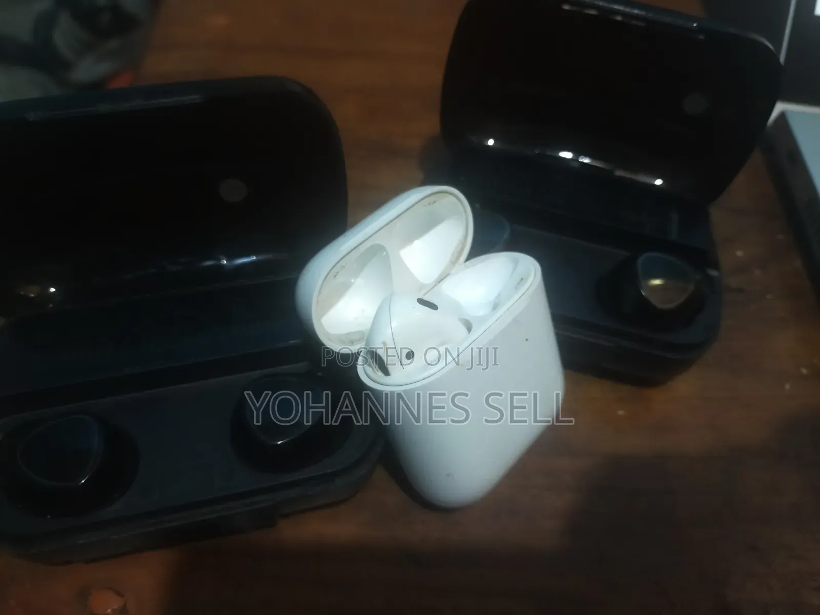 የተበላሹ Airpods FIX Madrege Yemichel Sew