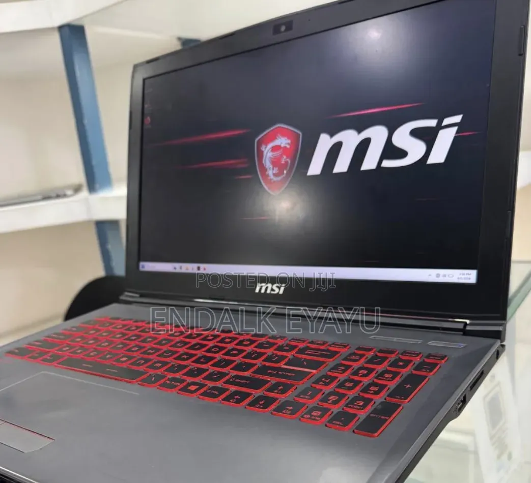 New Laptop MSI 16GB Intel Core i5 SSD 512GB