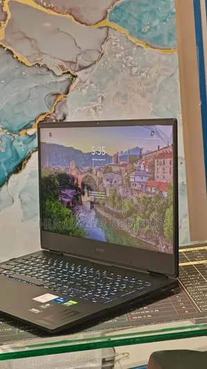 New Laptop HP Omen 16 16GB Intel Core i7 SSD 512GB