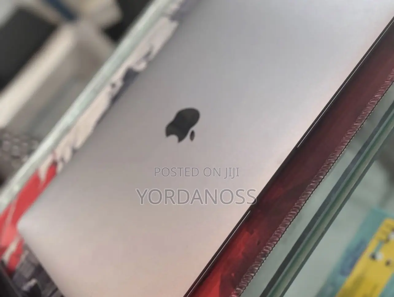 New Laptop Apple MacBook Air 2020 M1 8GB Apple M1 SSD 256GB