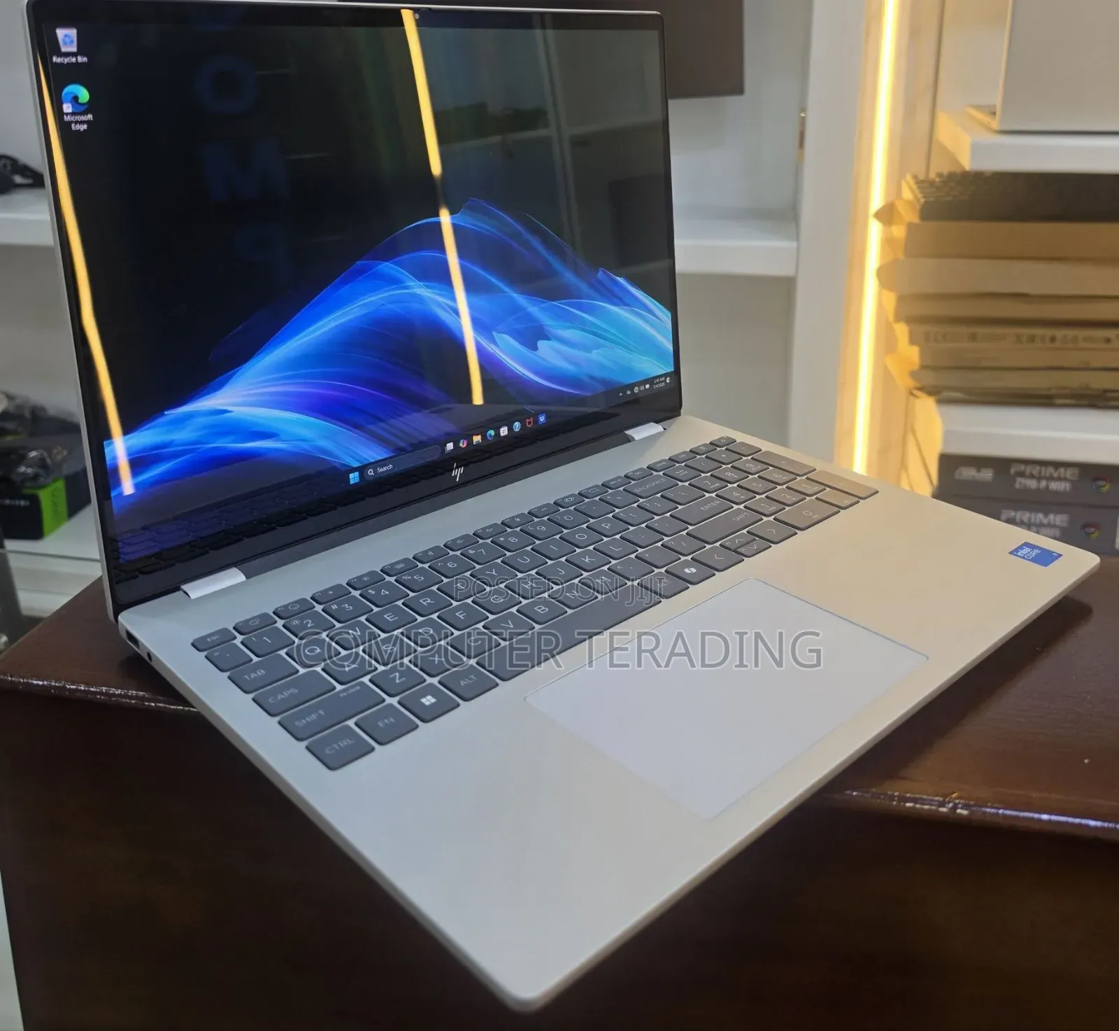 New Laptop HP OmniBook 7 14" 16GB Intel Core Ultra 9 SSD 1T