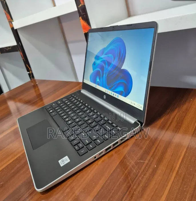 New Laptop HP Stream Notebook 8GB Intel Core i5 SSD 256GB