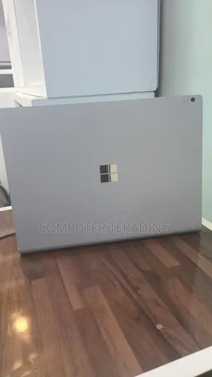 New Laptop Microsoft Surface Book 2 16GB Intel Core i7 SSD 512GB