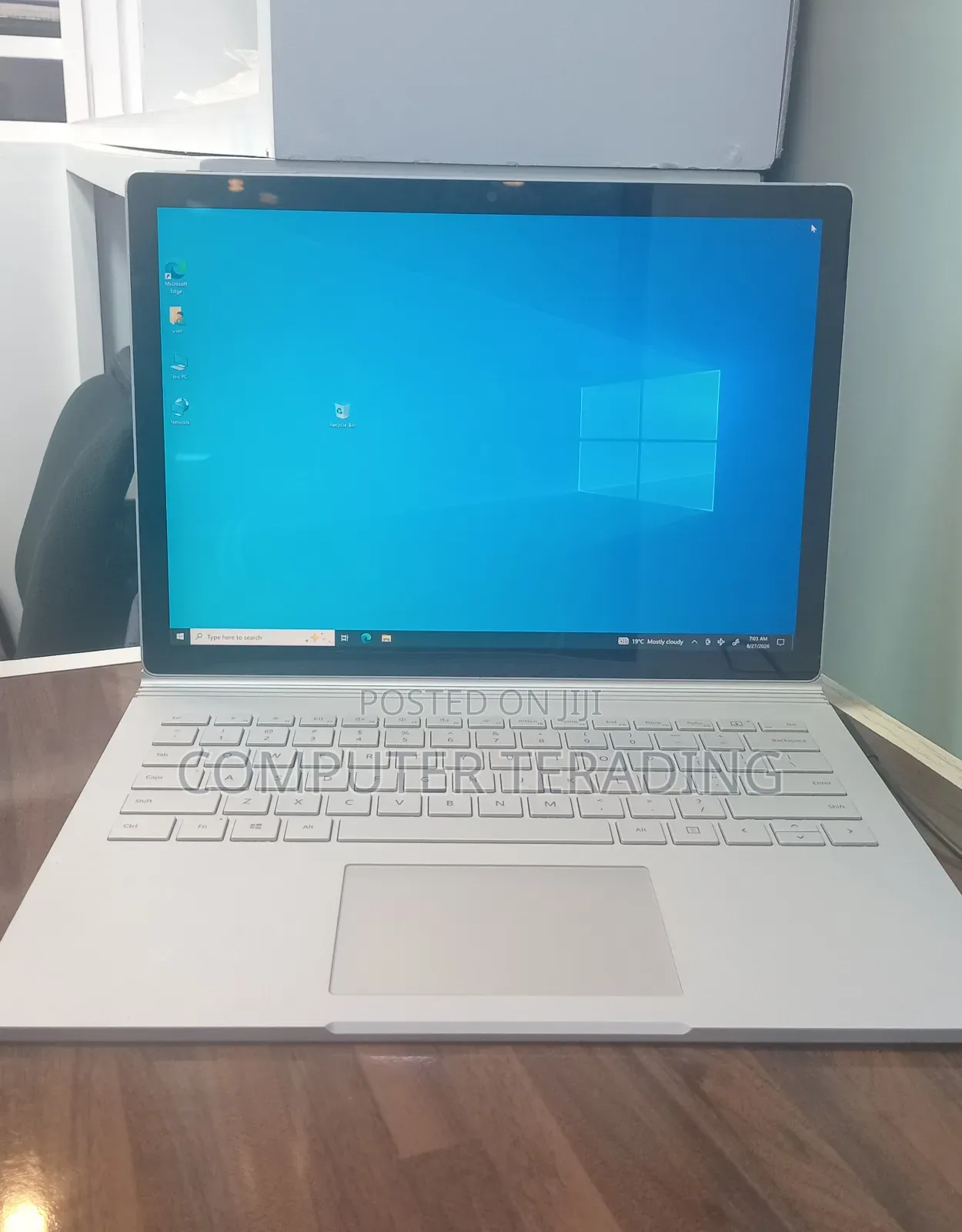 New Laptop Microsoft Surface Book 2 16GB Intel Core i7 SSD 512GB