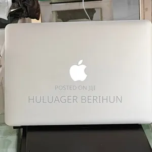 New Laptop Apple MacBook Air 2017 8GB Intel Core i7 SSD 128GB