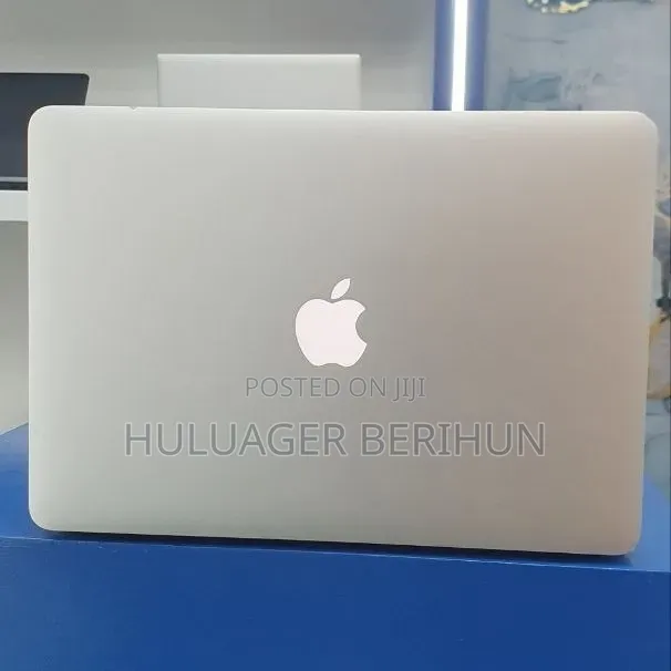 New Laptop Apple MacBook Air 2017 8GB Intel Core i7 SSD 128GB