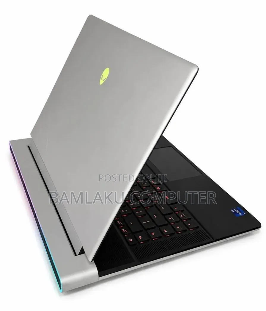 New Laptop Alienware 16x Aurora 32GB Intel Core i9 SSD 1T