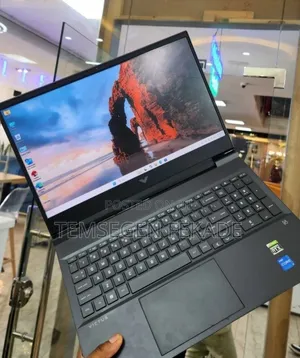 New Laptop HP Victus 16 16GB Intel Core i7 SSD 512GB