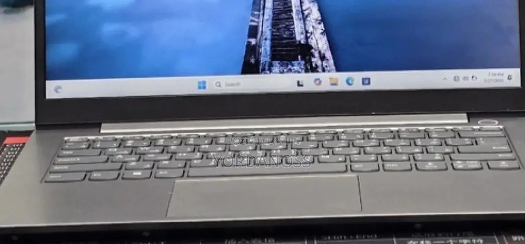 New Laptop Lenovo ThinkBook 13 8GB Intel Core i5 SSD 512GB