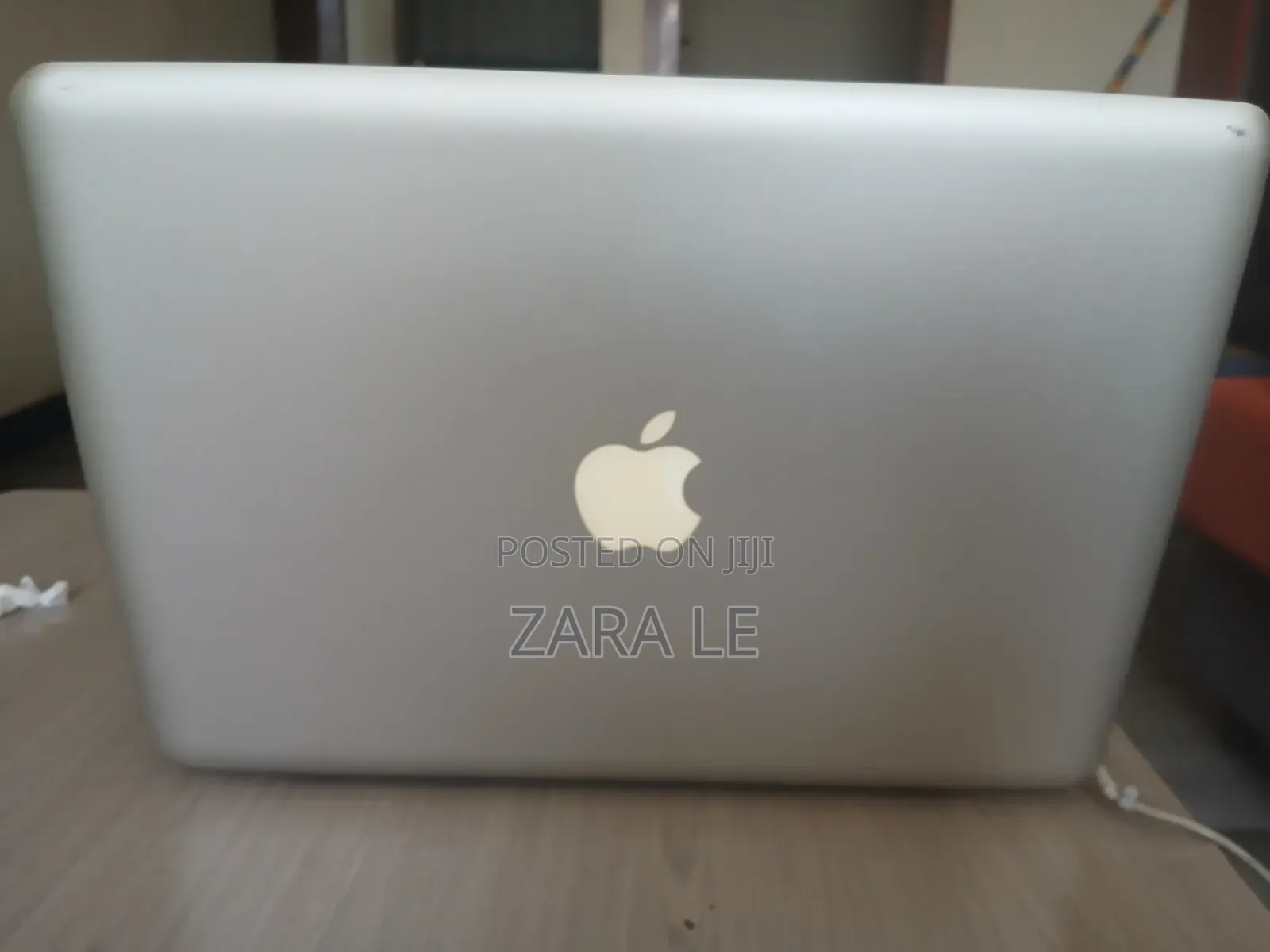 Laptop Apple MacBook 2011 8GB Intel Core i5 HDD 1T