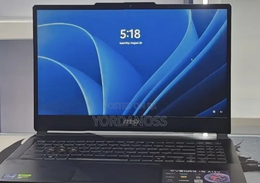 New Laptop MSI Cyborg 15 16GB Intel Core i7 SSD 1T
