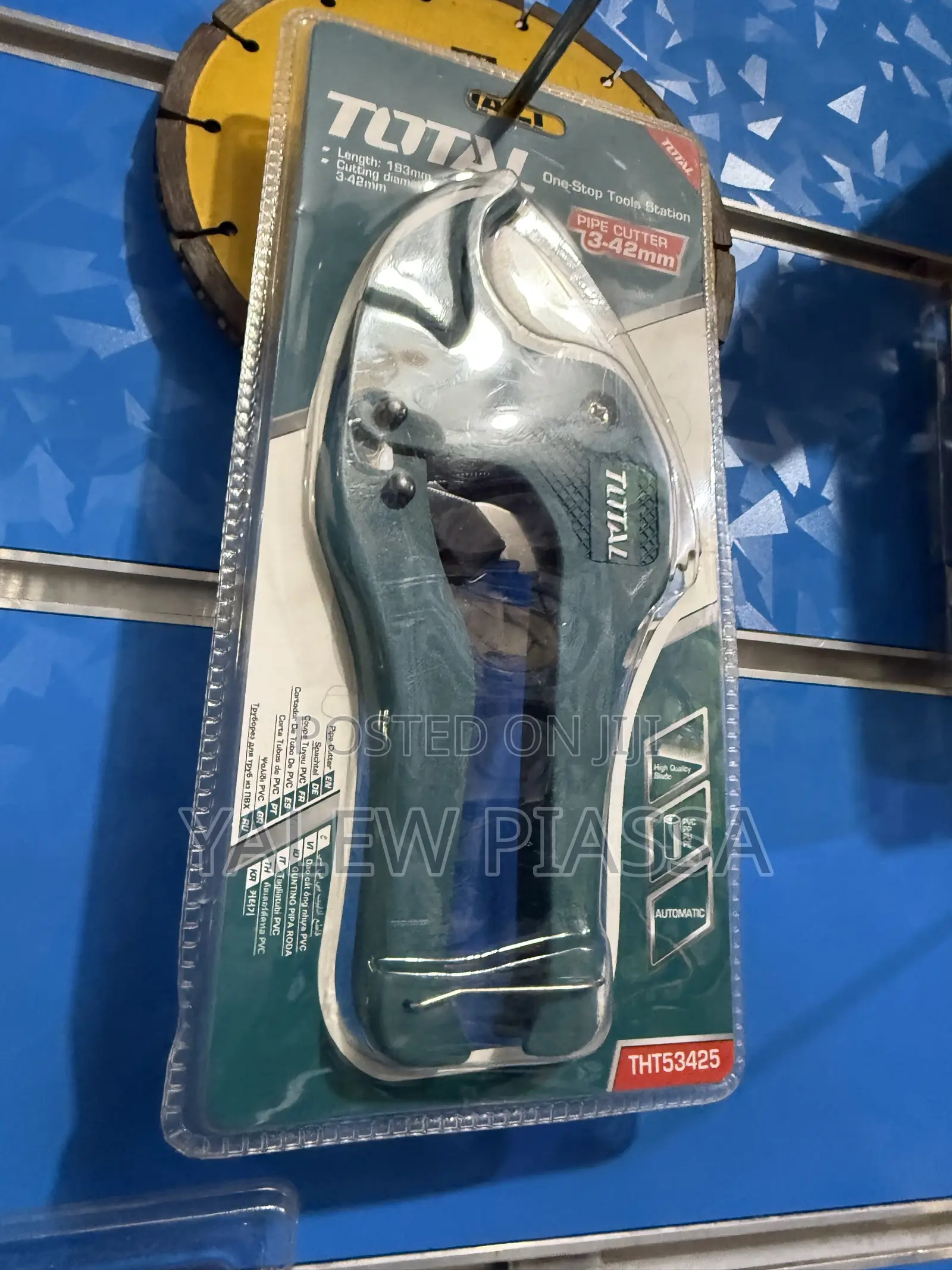 Total Tools PVC Pipe Cutter, Model THT53425, Designed