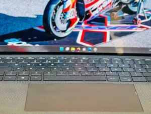 New Laptop Dell Precision 5560 16GB Intel Core i7 SSD 512GB