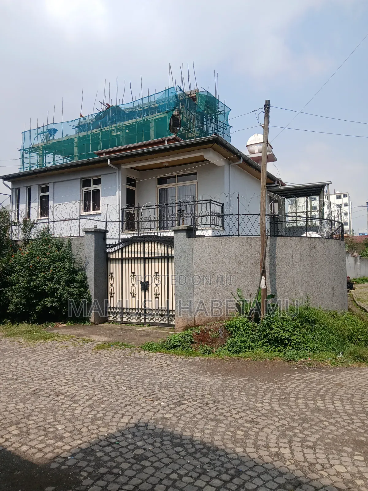 Furnished 6bdrm House in የግል, Nifas Silk-Lafto for sale