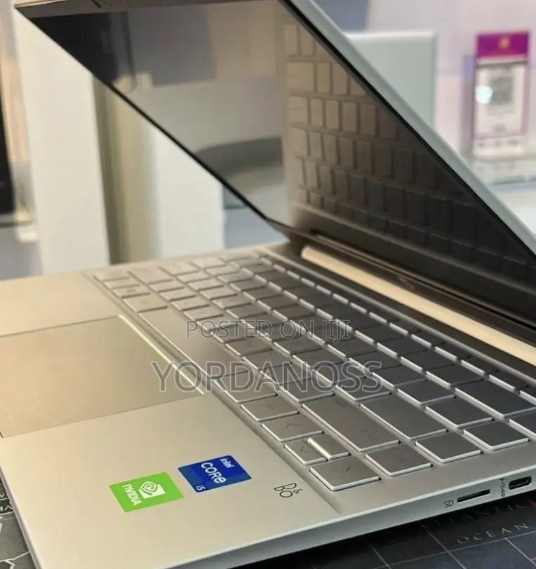 New Laptop HP Pavilion 14 16GB Intel Core i5 SSD 512GB
