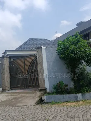 Furnished 8bdrm Villa in 210ካሬ ቪላ, Nifas Silk-Lafto for sale