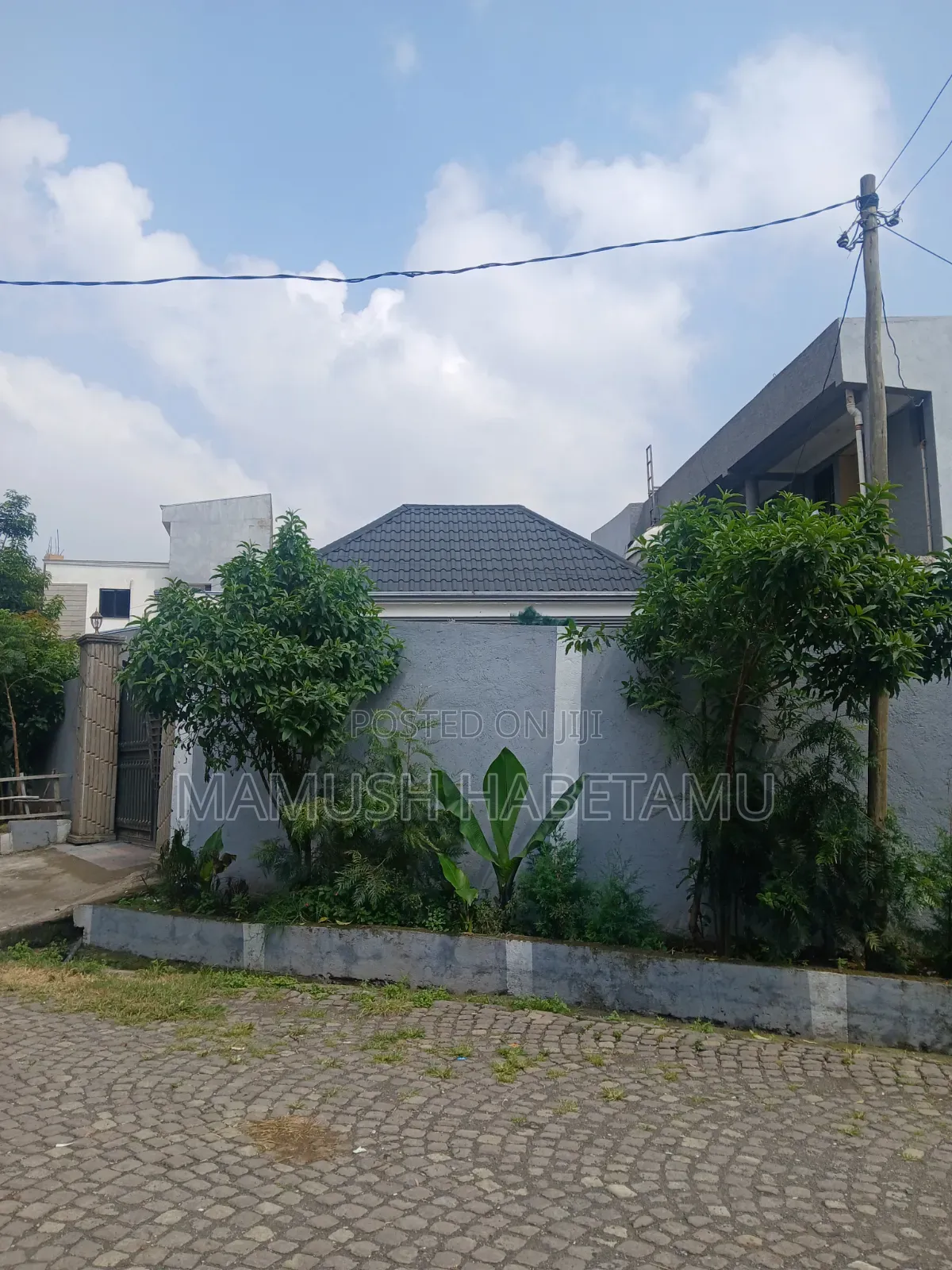 Furnished 8bdrm Villa in 210ካሬ ቪላ, Nifas Silk-Lafto for sale