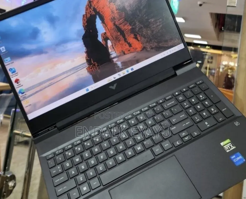 New Laptop HP Victus 16 16GB Intel Core i7 SSD 512GB