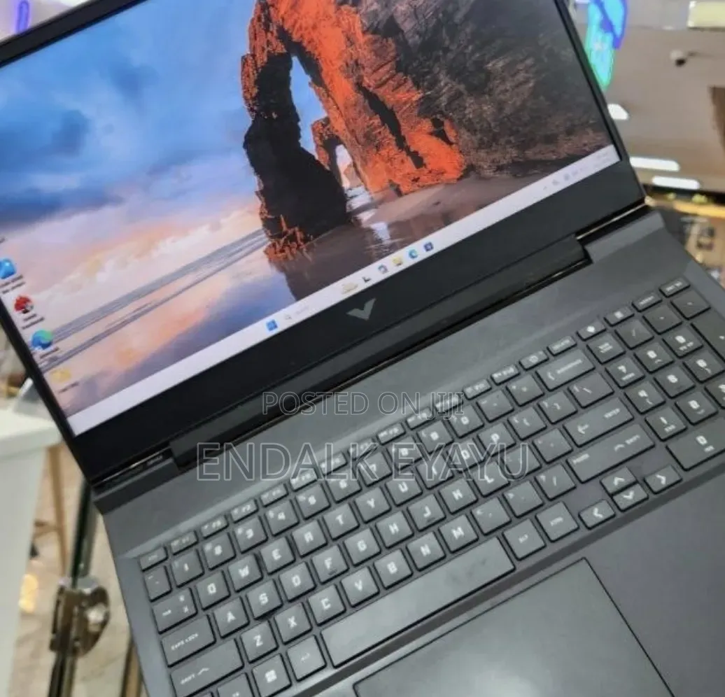 New Laptop HP Victus 16 16GB Intel Core i7 SSD 512GB