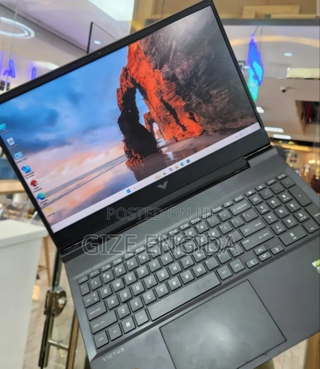 New Laptop HP Victus 15 16GB Intel Core i7 SSD 512GB