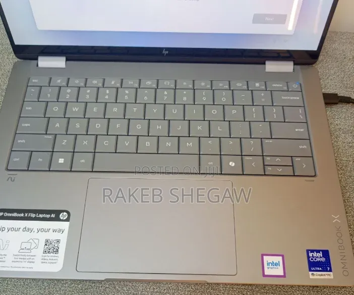New Laptop HP OmniBook 5 14" 16GB Intel Core i7 SSD 1T
