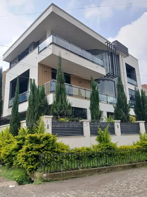 Furnished 8bdrm Townhouse/Terrace in የግል, Nifas Silk-Lafto for sale