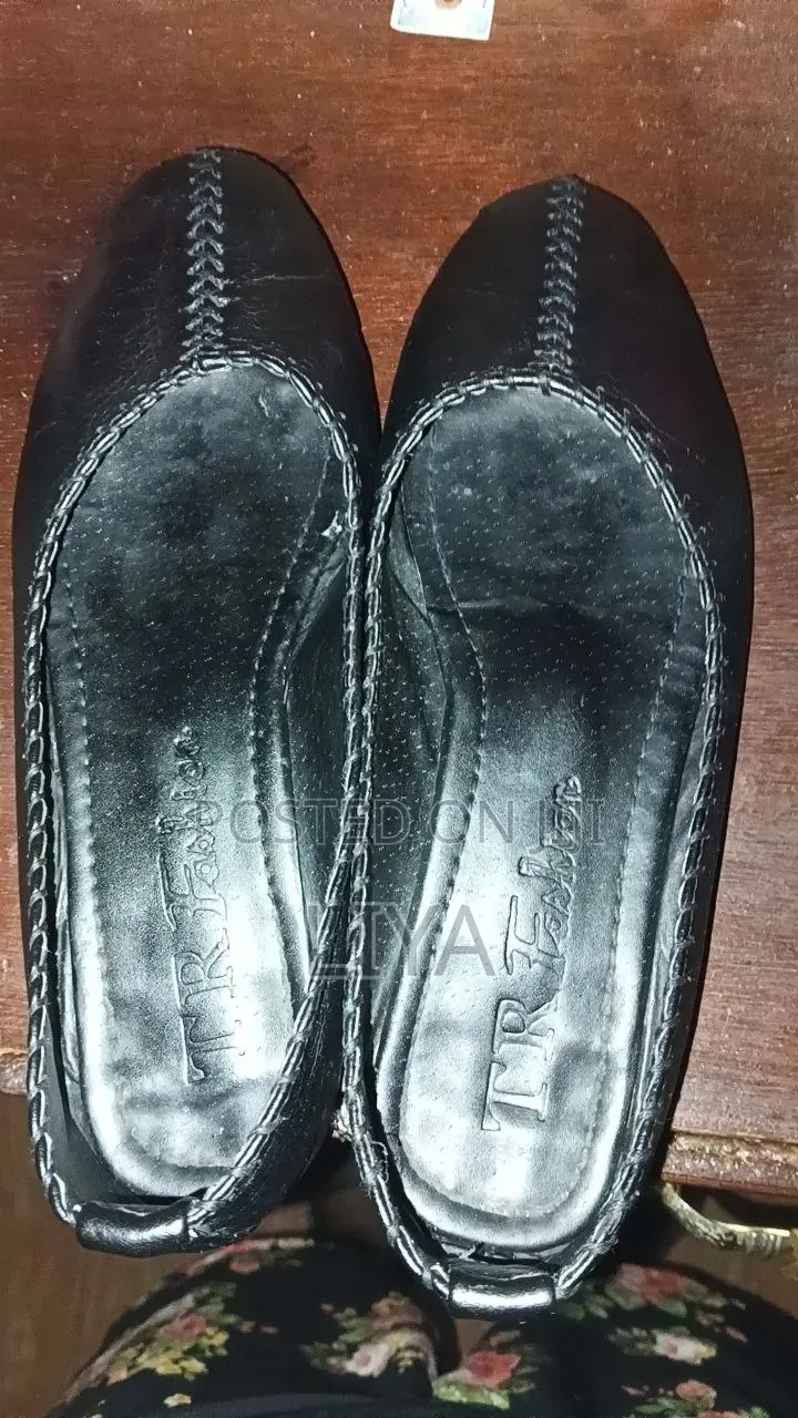 Bonda Shoes
