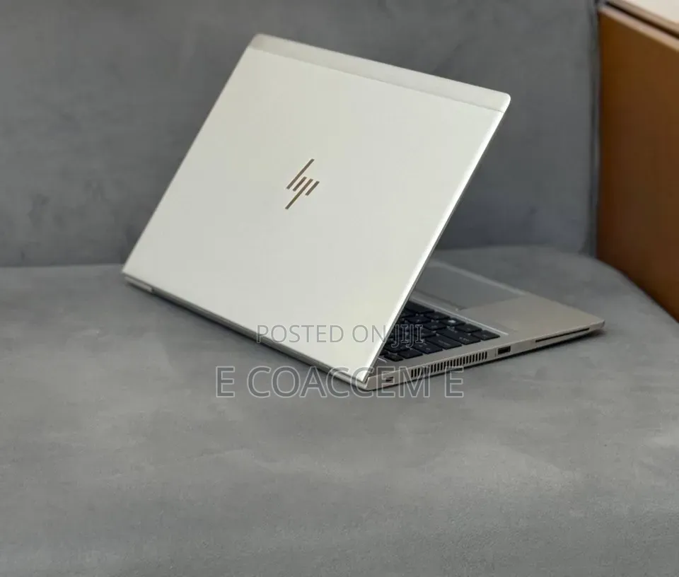 New Laptop HP 8GB Intel Core i5 SSD 512GB