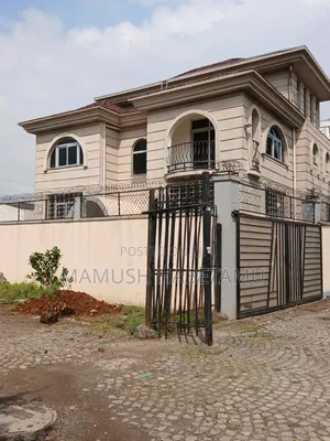 Furnished 8bdrm Townhouse/Terrace in የግለሰብ, Nifas Silk-Lafto for sale