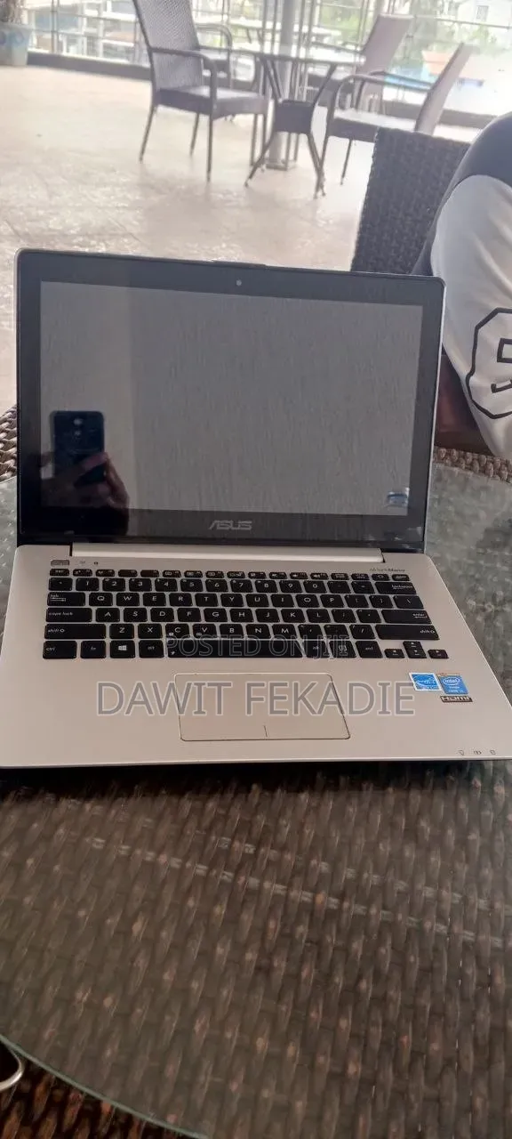 Laptop Asus 4GB Intel Core i5 HDD 512GB