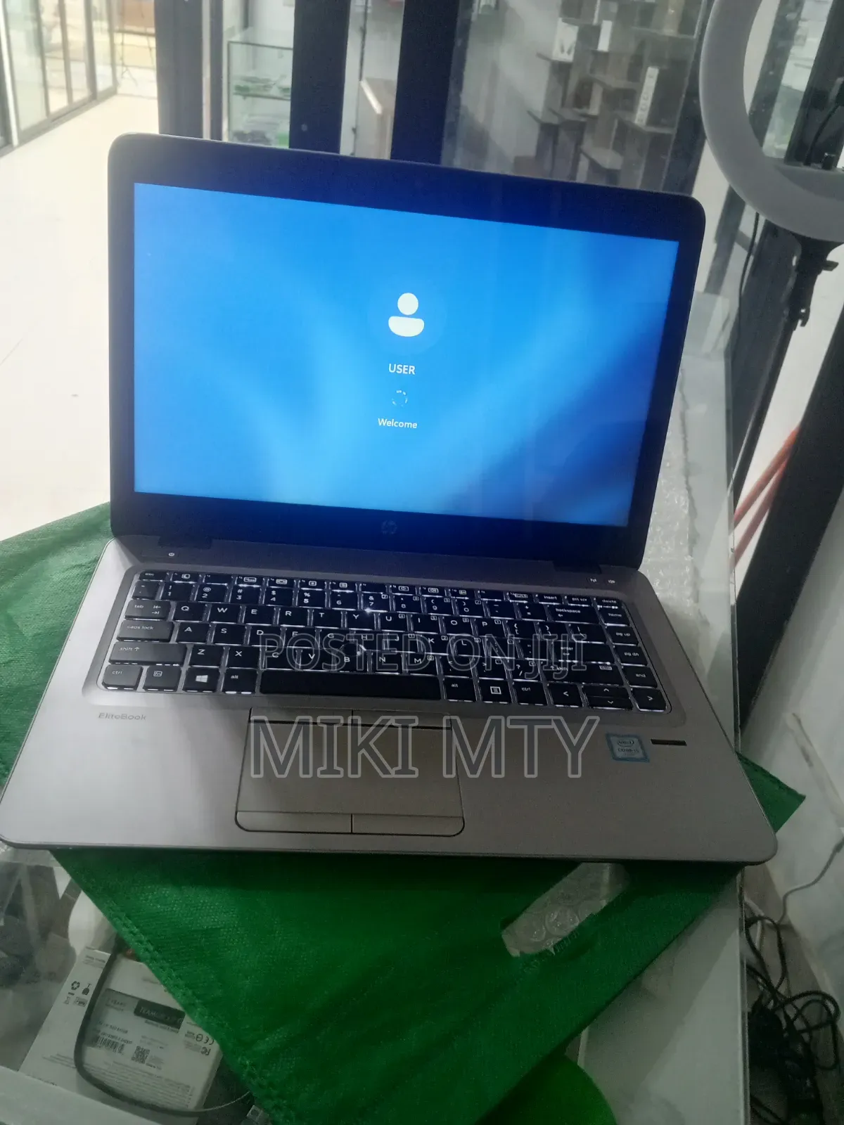New Laptop HP EliteBook 840 8GB Intel Core i5 SSD 256GB