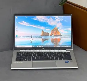 New Laptop HP EliteBook 830 G8 8GB Intel Core i5 SSD 512GB