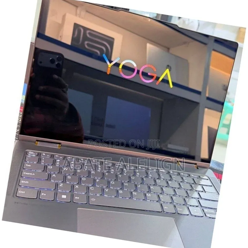 New Laptop Lenovo Yoga 7i 16GB Intel Core Ultra 7 SSD 512GB