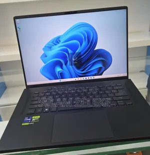 New Laptop Asus 16GB Intel Core i9 SSD 512GB